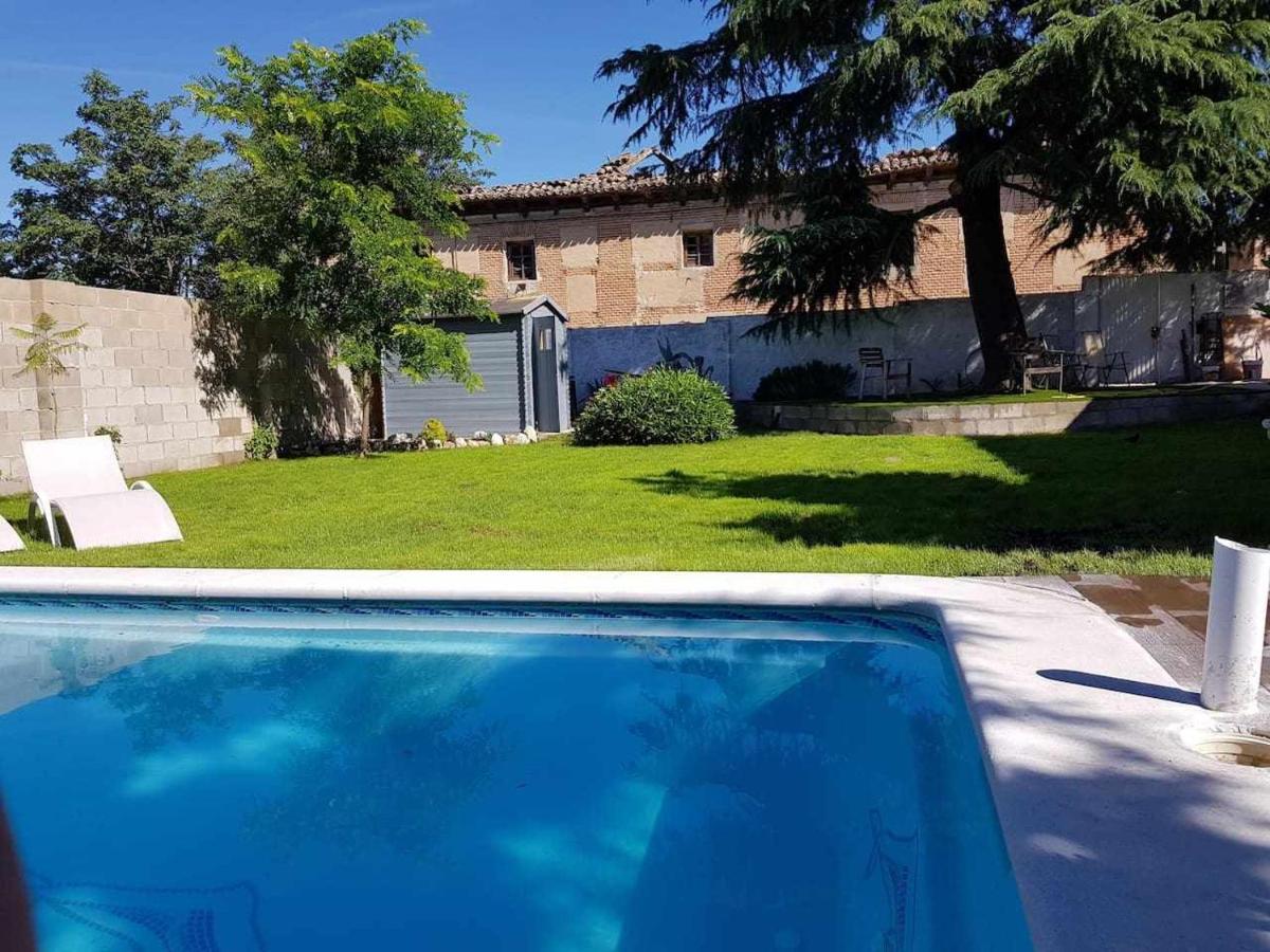 Casa De Campo Con Piscina 12 Personas Valladolid Exteriér fotografie